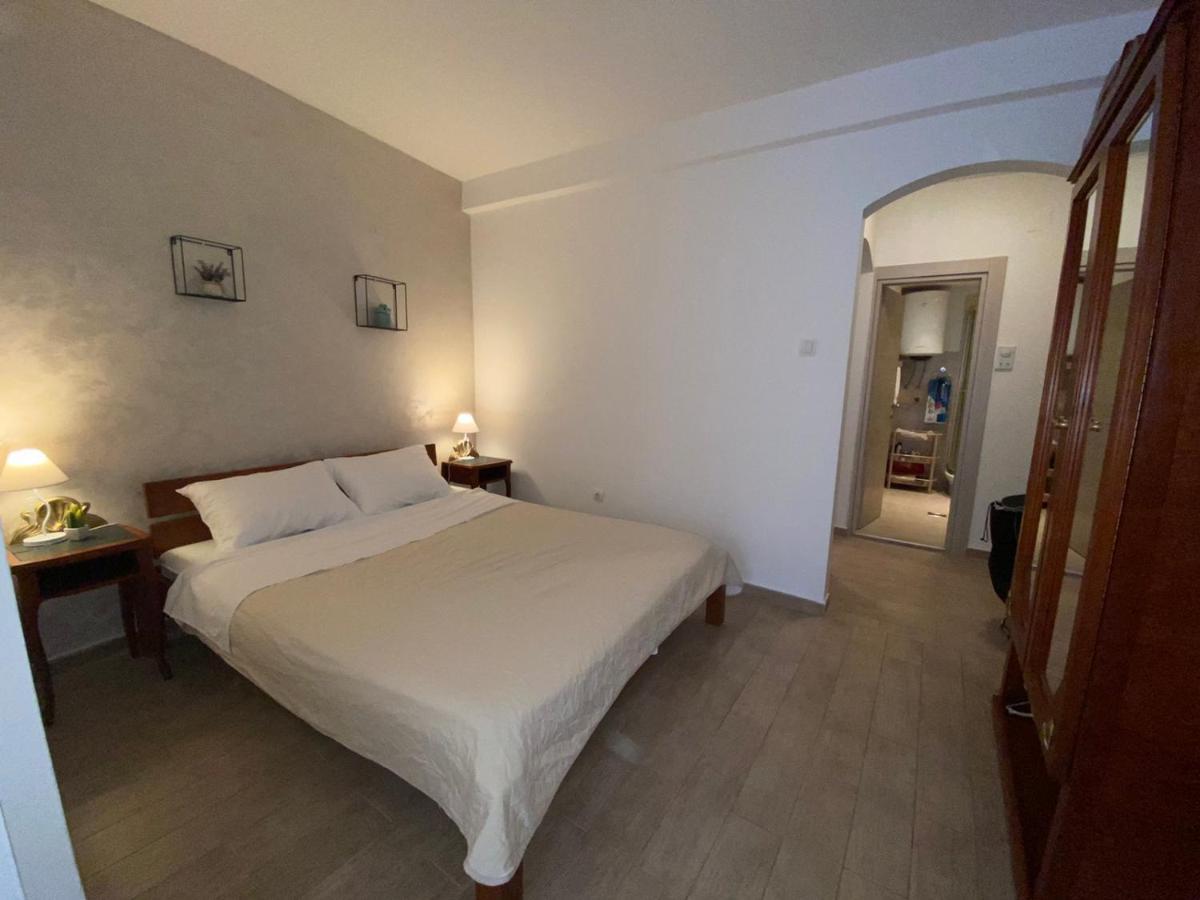 Apartment Ozana Котор Екстер'єр фото